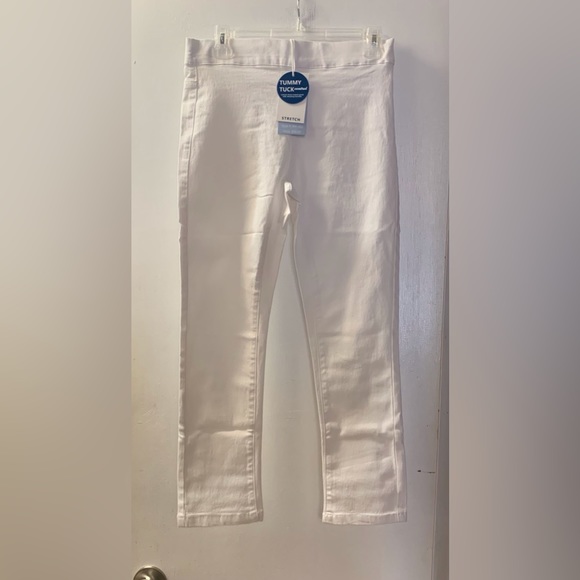 🌟 Stretch Denim Pull-On Crop Capri-White - Picture 2 of 4